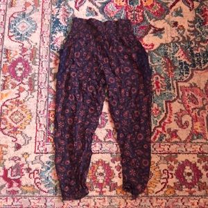 Aerie mock yoga paisley hippie pants boho medium